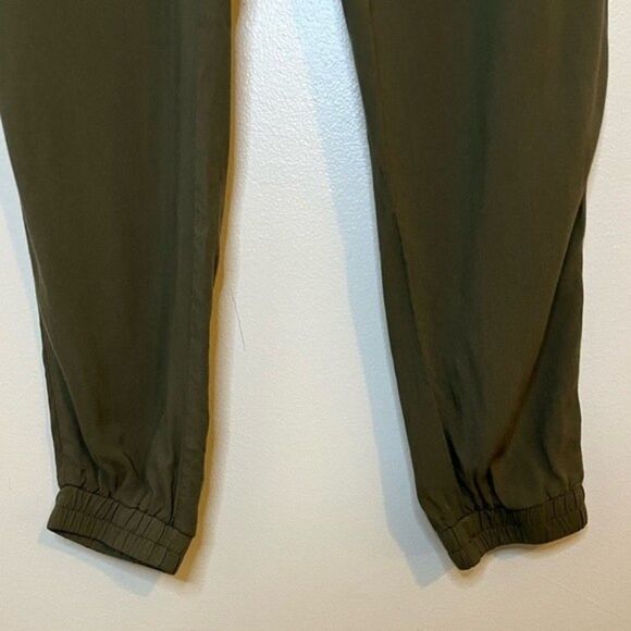 H&M Divided Women’s Army Green Jogger Style Pants Size 4 - Picture 6 of 6